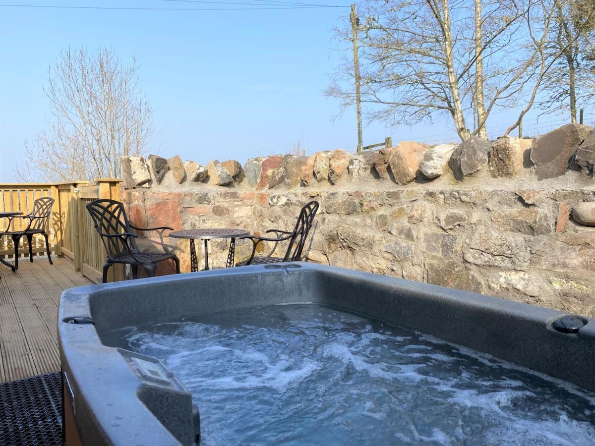 Partridge Lodge With Hot Tub Forgandenny المظهر الخارجي الصورة