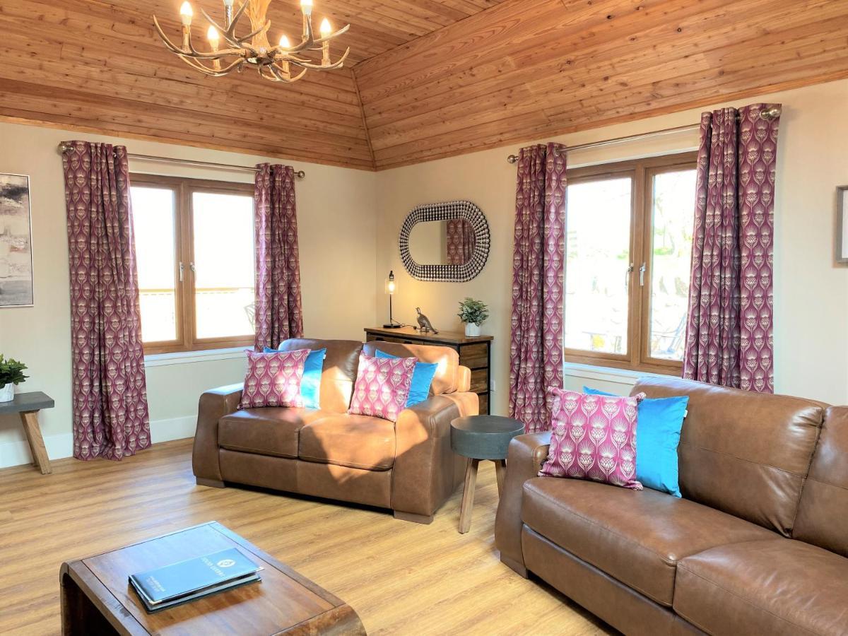 Partridge Lodge With Hot Tub Forgandenny المظهر الخارجي الصورة